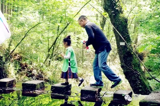 寶貝，爸爸會永遠在你身后保護你