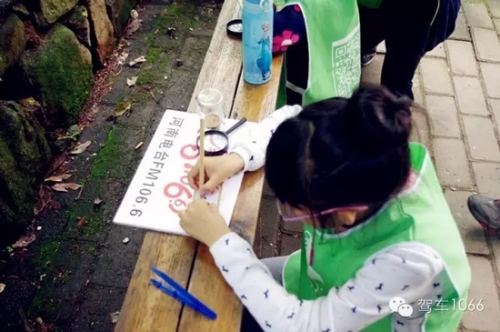 寶貝，爸爸媽媽一直在身后看你認真完成任務！我的女兒棒棒噠！