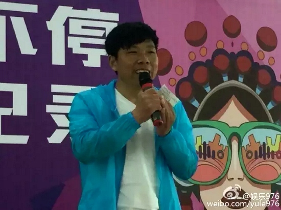 見證挑戰(zhàn)的戲迷代表陳紅森講述自己和戲曲的故事、見證歷史時刻的心情。