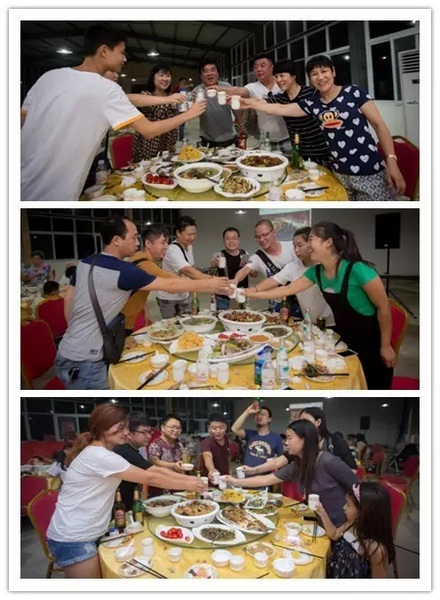 看我們的飯菜豐盛嗎？