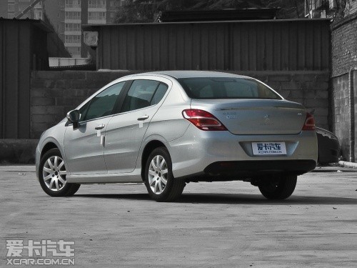 東風(fēng)標致2012款標致308