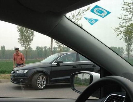 三廂奧迪A3國(guó)內(nèi)測(cè)試車(chē)