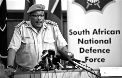 3月23日，中非共和國首都班吉，從加蓬首都利伯維爾出發(fā)的法國增援部隊共計200名士兵抵達班吉國際機場