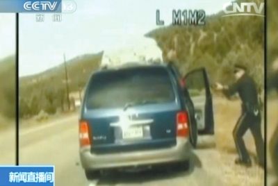 1察第一次讓費(fèi)雷爾下車。