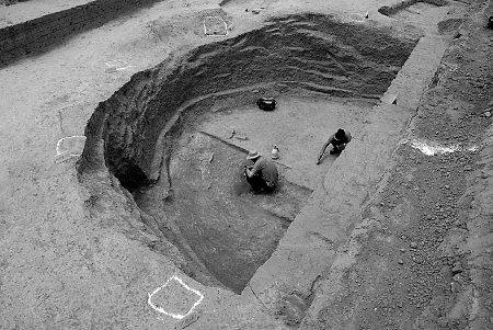 ?？h黎陽(yáng)倉(cāng)考古發(fā)掘現(xiàn)場(chǎng)。 張志嵩　攝