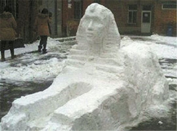 創(chuàng)意十足！日系列卡通雪人走紅