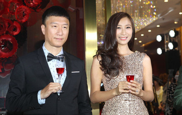 圖為孫紅雷、王駿迪夫婦。