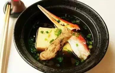 就一點(diǎn)兒紫菜跟生魚片 日料沒吃什么為啥還那么貴？