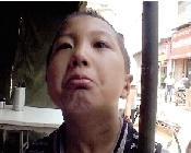 爺爺走后,他一直在哭。