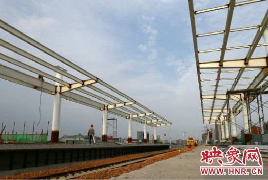鄭信路站的主體框架已經(jīng)完工。