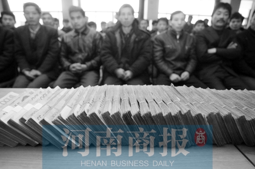 打擊拖欠農(nóng)民工工資，鄭州今年又出狠招（資料圖）河南商報(bào)記者 王春勝/攝