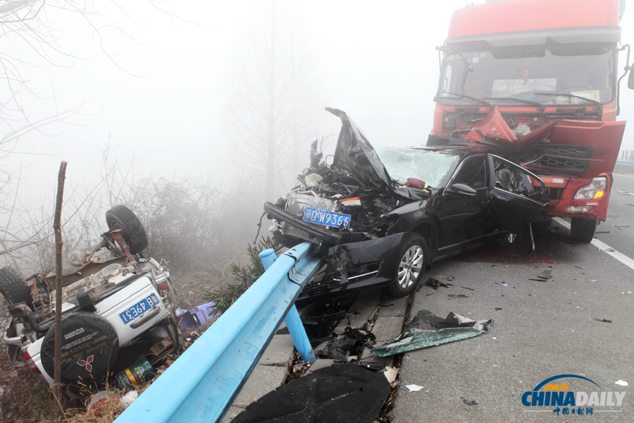 事故現(xiàn)場。惠斌 攝
