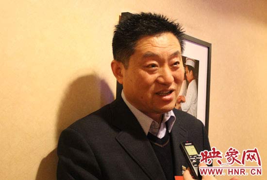 全國人大代表、輝縣市孟莊鎮(zhèn)南李莊村黨支部書記范海濤