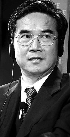 　中國(guó)石油化工集團(tuán)公司原總經(jīng)理、中國(guó)石油化工股份有限公司原董事長(zhǎng)陳同海