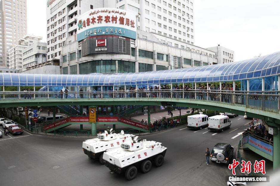 交通管制期間禁止一切車(chē)輛通行