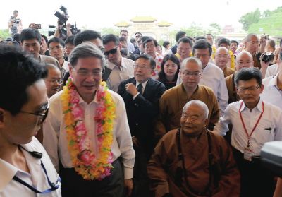 張志軍步入禮敬大廳。