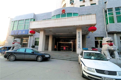 李宏亮在被違規(guī)辦理了監(jiān)外執(zhí)行后，再犯命案。