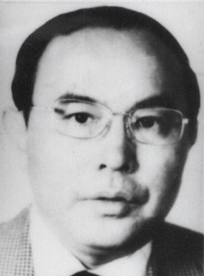 胡玉興 現(xiàn)年59歲，外逃前任山西省太原市住房制度改革辦公室主任，2002年7月逃往澳大利亞或新西蘭。