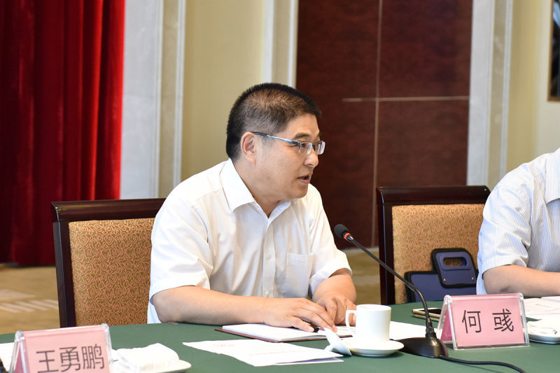 省委宣傳部副部長、省委網(wǎng)信辦主任何彧