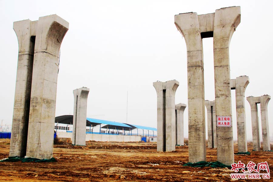 今年9月份，媒體曾報道稱，此項目停工的原因主要是資金鏈斷裂。