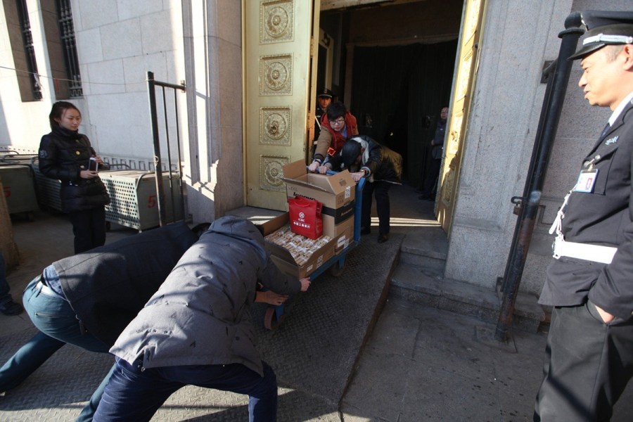 長(zhǎng)春男子欲存5萬元硬幣 遭多家銀行拒收