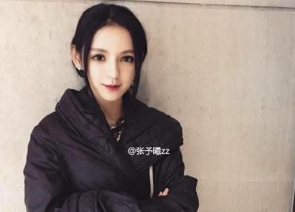 國(guó)民老公王思聰?shù)木p聞女友張予曦，93年