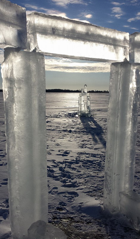 每根冰柱都重達300磅（約合136公斤）。（網(wǎng)頁截圖）