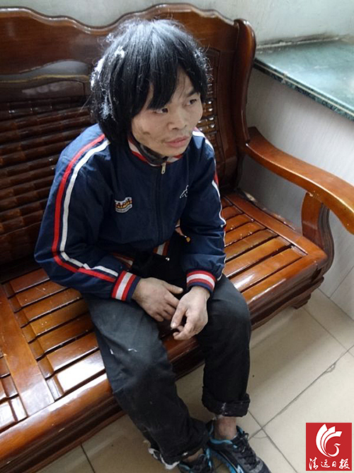 1997年16歲時被“杜某”以招工名義帶離家鄉(xiāng)關押干活至今。