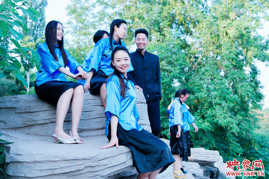 最是那溫柔一笑，定格了四年所有的記憶。