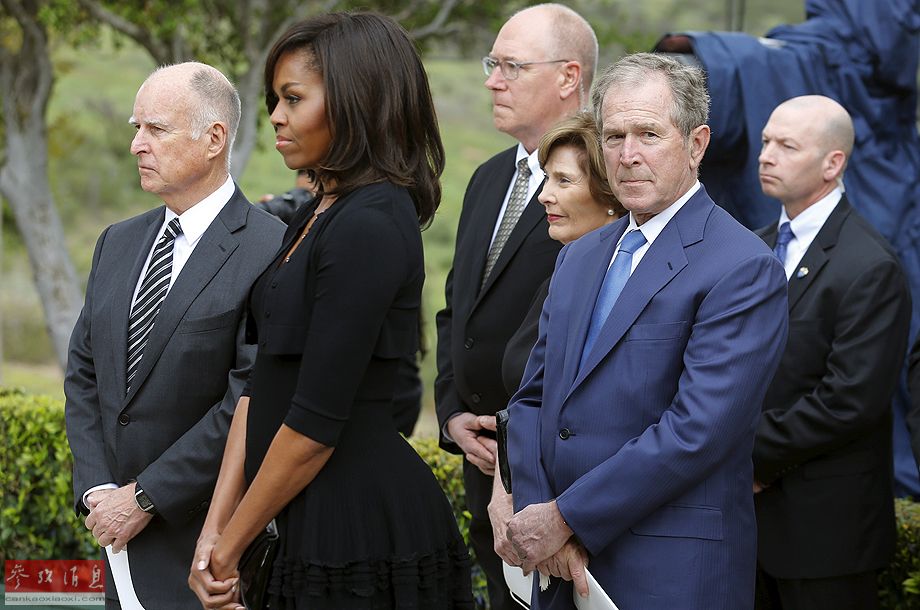 各國領(lǐng)導(dǎo)人退休后都干啥？小布什刷盤布朗教書