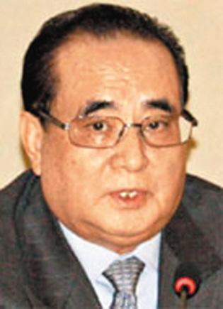 李秀勇曾照料金正恩兄妹。