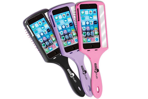 圖為美國(guó)公司推出的自拍美發(fā)梳。