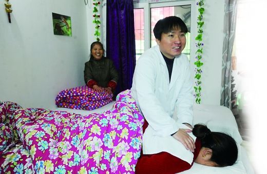 從失明絕望到振作開店，盲小伙陳冬經(jīng)歷重生