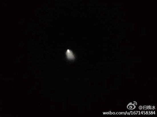 全國多地網(wǎng)友聲稱發(fā)現(xiàn)“UFO” 疑似二炮導彈試射