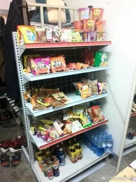 這個(gè)學(xué)校的男生宿舍火了！女同學(xué)都喊著要嫁