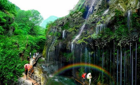 豫西大峽谷對(duì)全國(guó)中、高考學(xué)子0元門(mén)票開(kāi)放(圖)