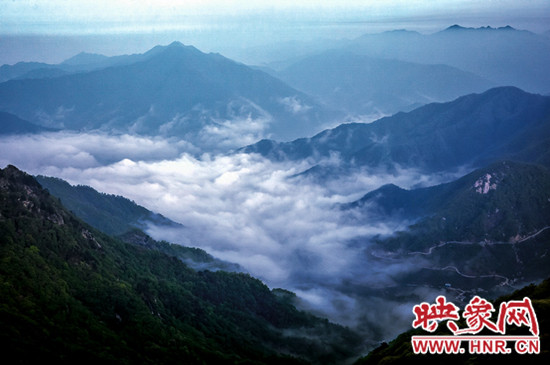 美不勝收 爬山、游園、賞奇觀（組圖）