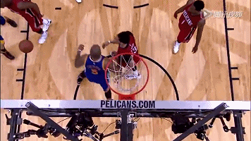 庫(kù)里時(shí)刻！生死12秒連中兩記三分挽救勇士