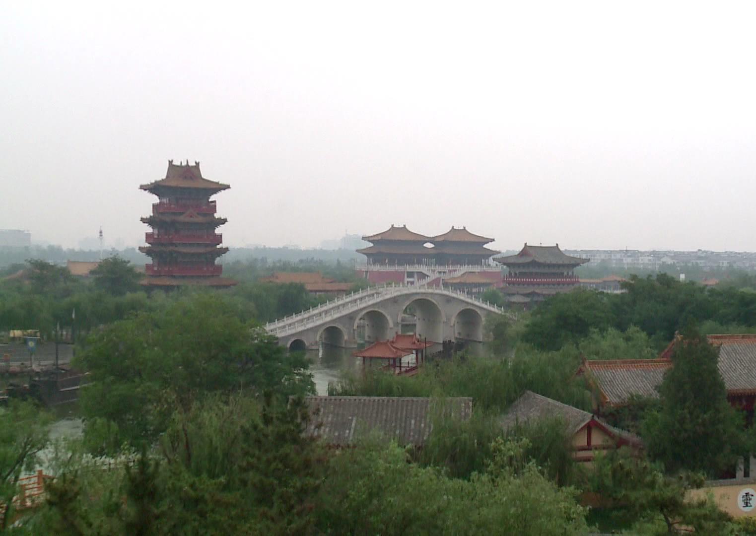 舒婷、鄭愁予等詩(shī)人齊聚開(kāi)封話端午