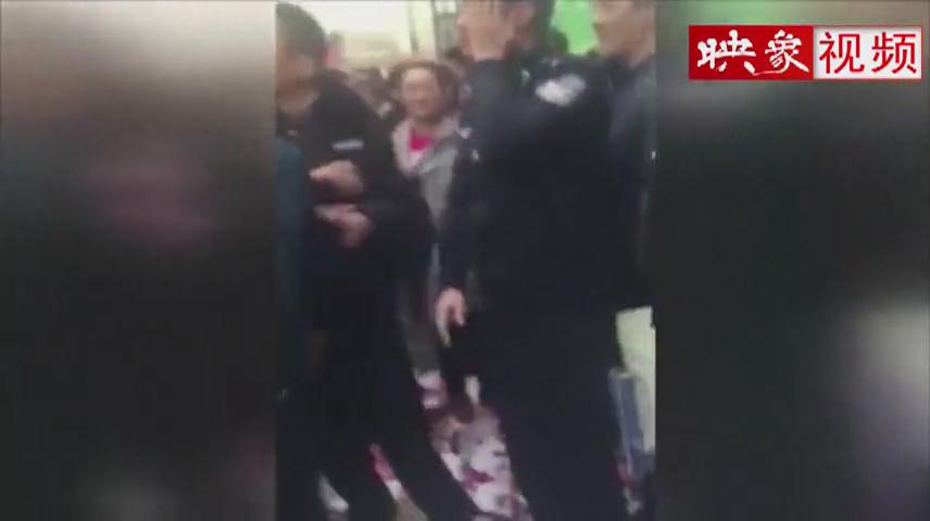 暈！城管被打警方出警被圍攻