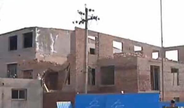 驚！拆遷隊(duì)拆房自身竟遭活埋