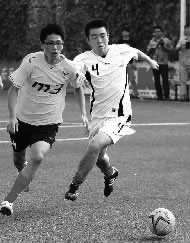 　海馬汽車隊(duì)建隊(duì)已久，曾參加過(guò)全國(guó)性的草根足球聯(lián)賽，并取得過(guò)好名次