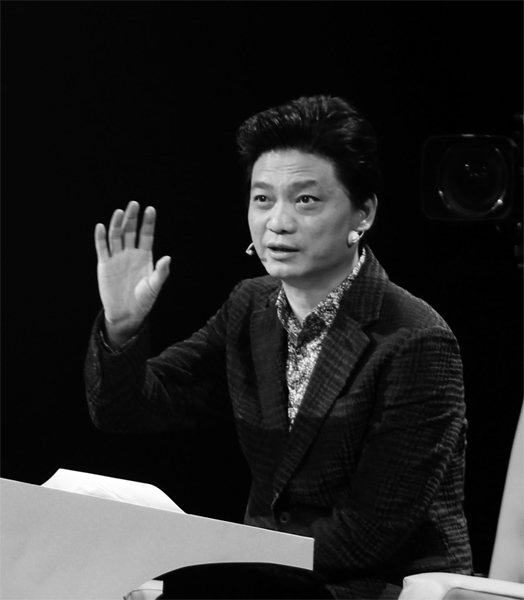 “希望女兒最好永遠(yuǎn)不要交男朋友，最好把父親當(dāng)男朋友。”崔永元笑說(shuō)。