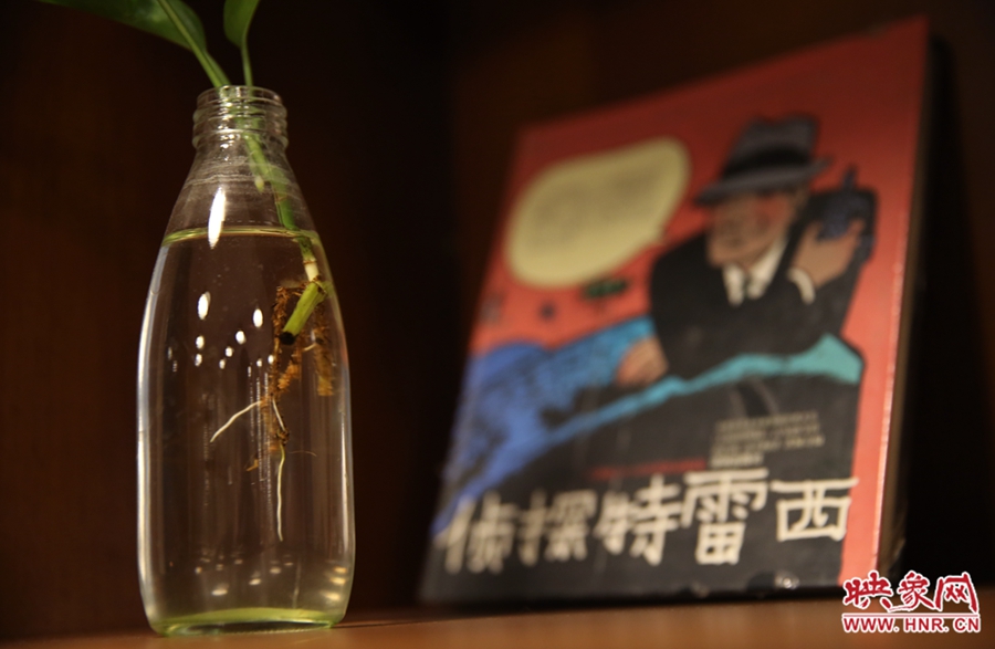 書(shū)店內(nèi)的裝飾。