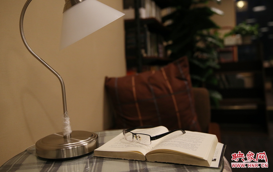 書(shū)店內(nèi)的裝飾。